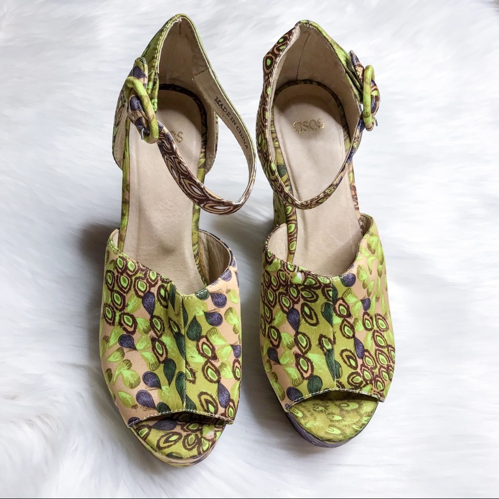 ASOS 'Hamilton' Peacock Print Wedge US 6 EUC - Picture 2 of 8